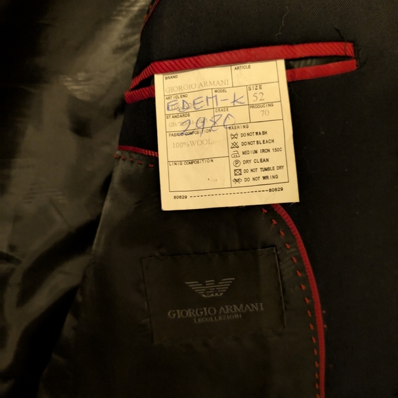 Giorgio Armani Blazer - Picture 7 of 7